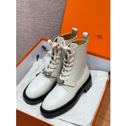 에르메스 Hermes 253 Funk Ankle Boot Calfskin&Clay beige