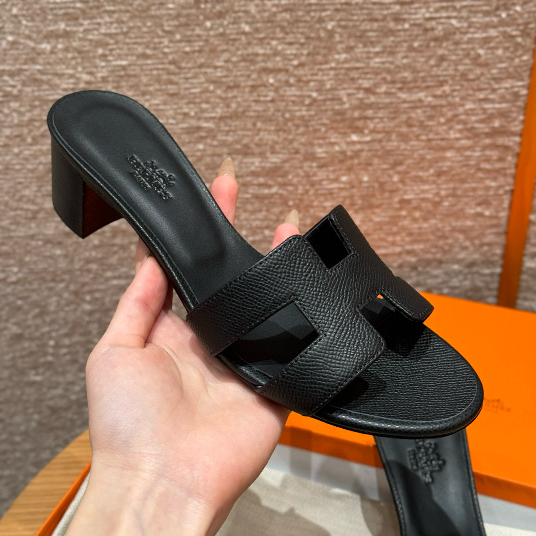 에르메스 Hermes 185 Oasis sandal Epsom&89 Noir