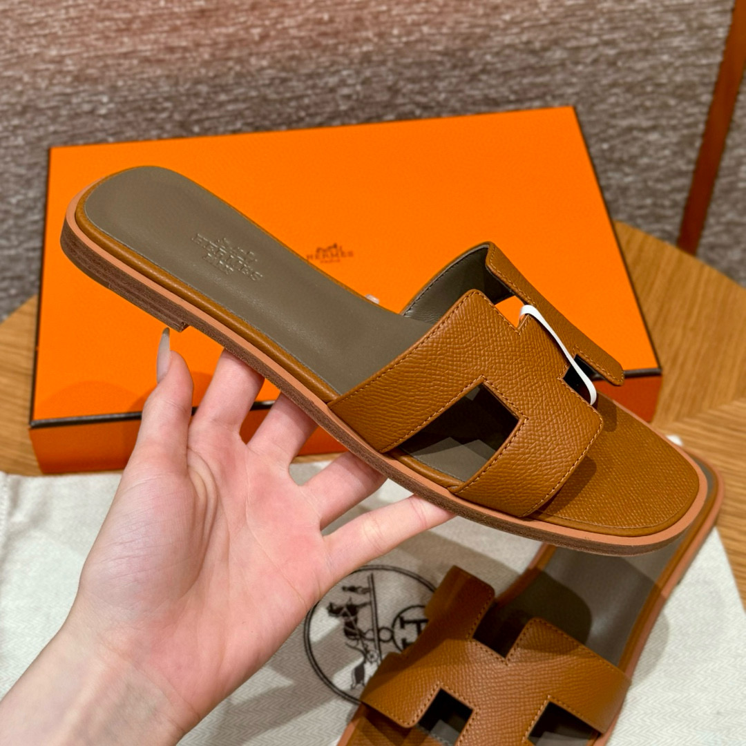 에르메스 Hermes 181 Oran sandal Epsom&37 Gold