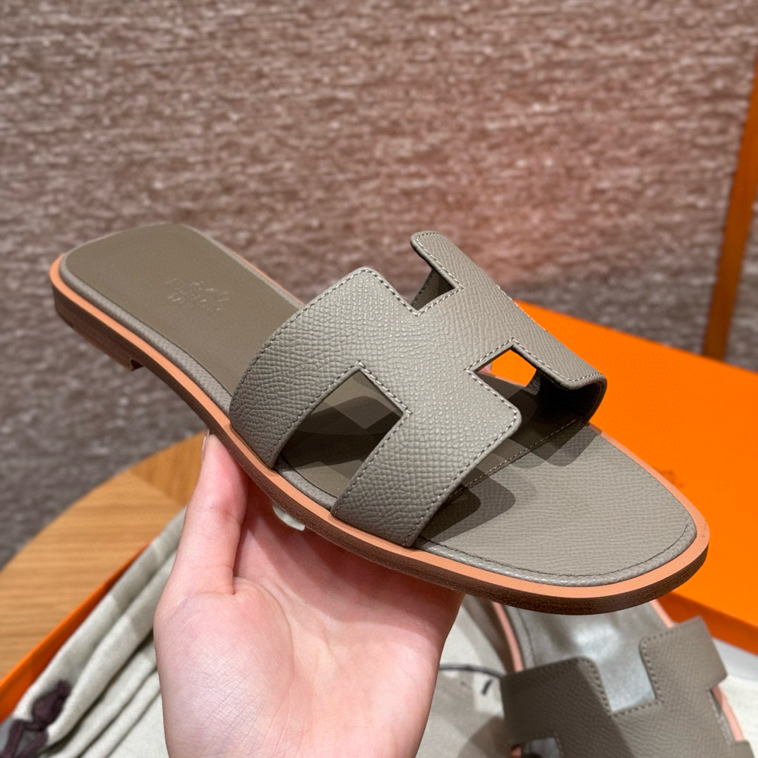 에르메스 Hermes 181 Oran sandal Epsom&M8 Gris Ashphalte
