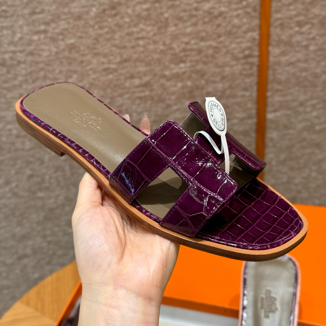 에르메스 Hermes 181 Oran sandal Highlights Alligator&N5 Cassis