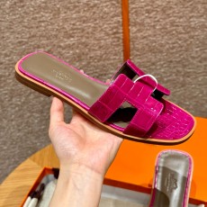 에르메스 Hermes 181 Oran sandal Matte Alligator&J5 Rose Sheherazade