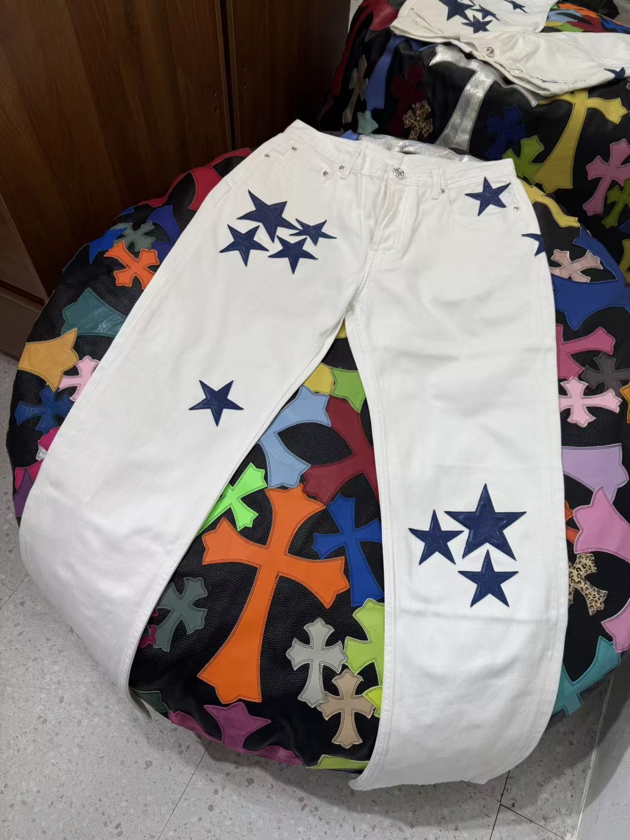 크롬하츠 Chrome Hearts 청바지