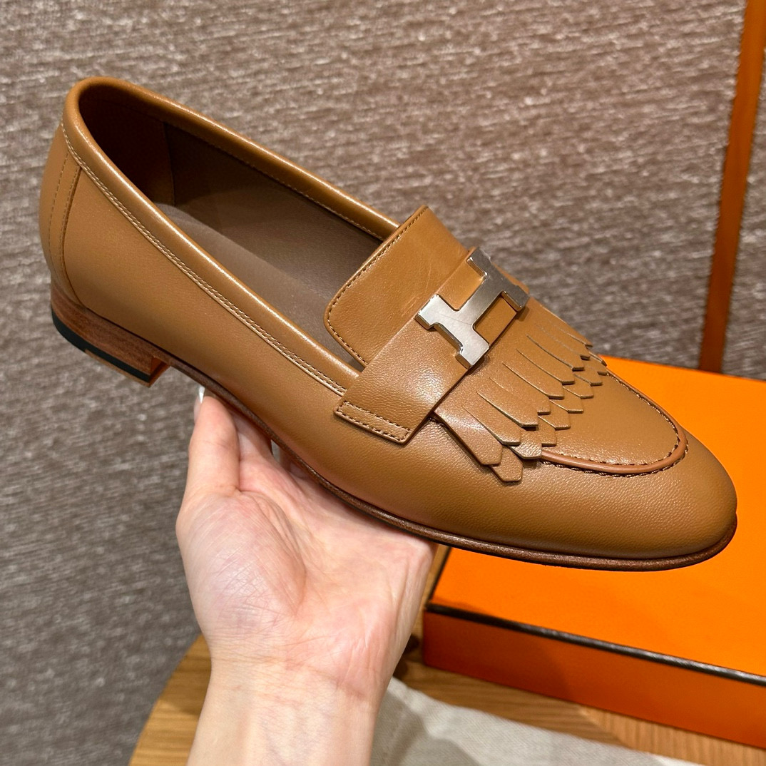 에르메스 Hermes 192 Royal loafer Goathide&Naturel silver