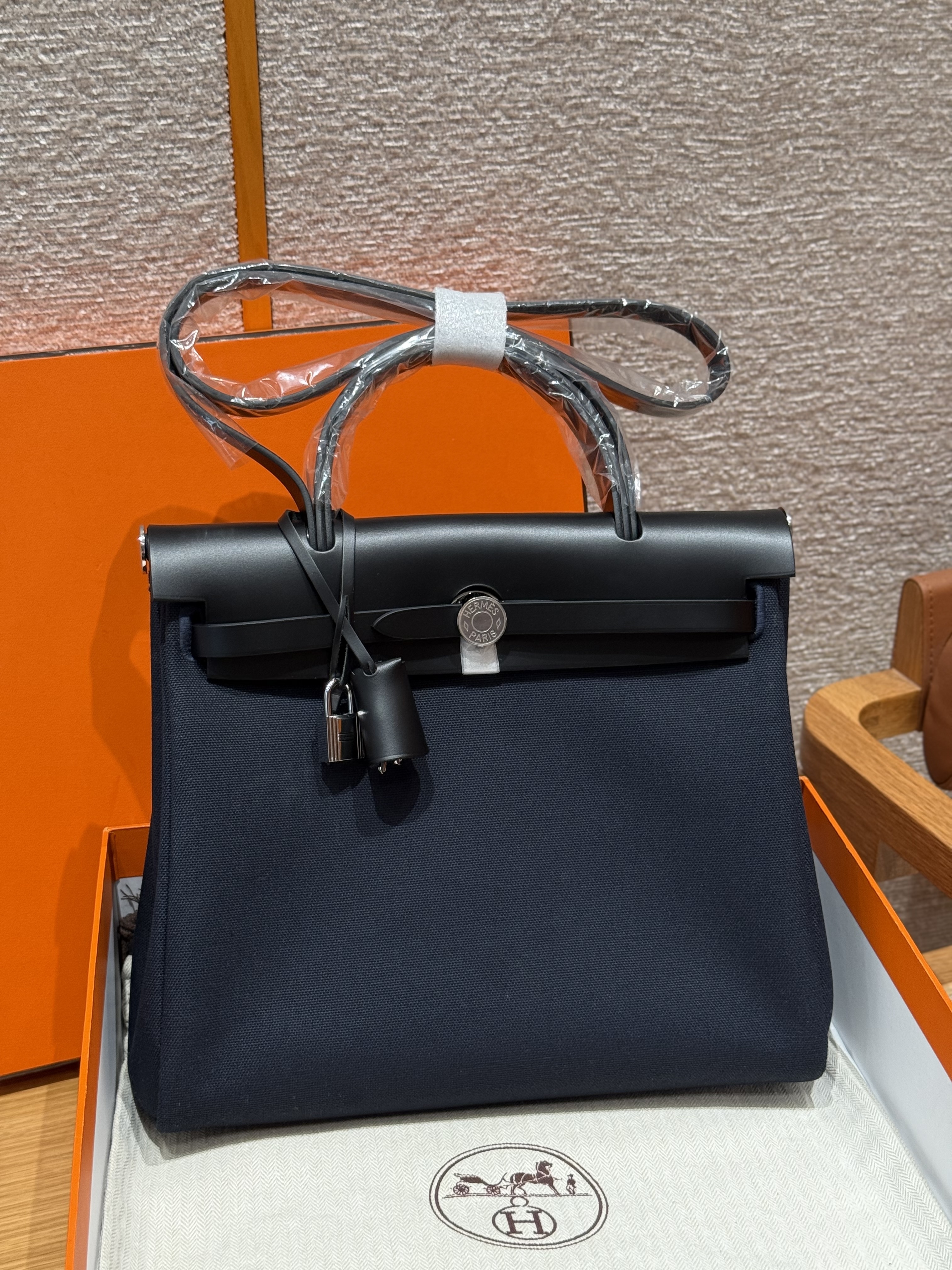 에르메스 Hermes Herbag 31cm Canvas and Cowhide 7U Blue Navy and 89 Noir/silver