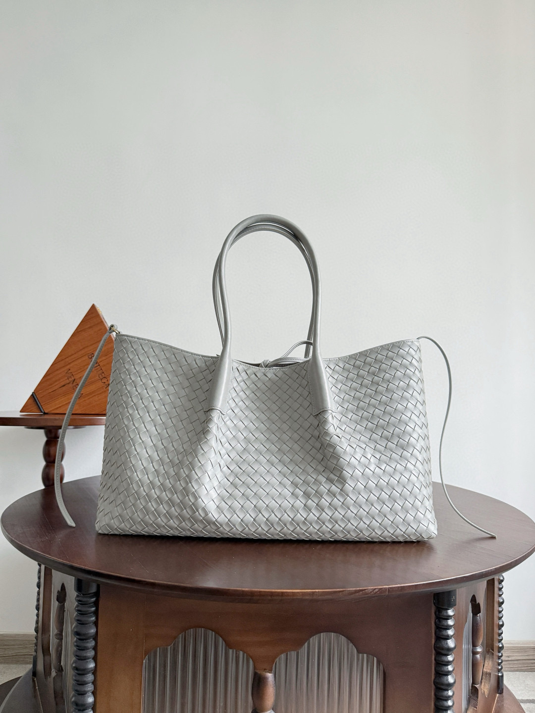 보테가 베네타 Bottega Veneta 817166 Reversible Pinacoteca Tote Bag 43CM