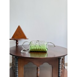 보테가 베네타 Bottega Veneta 794258 Intrecciato Concert Pouch 18.5CM