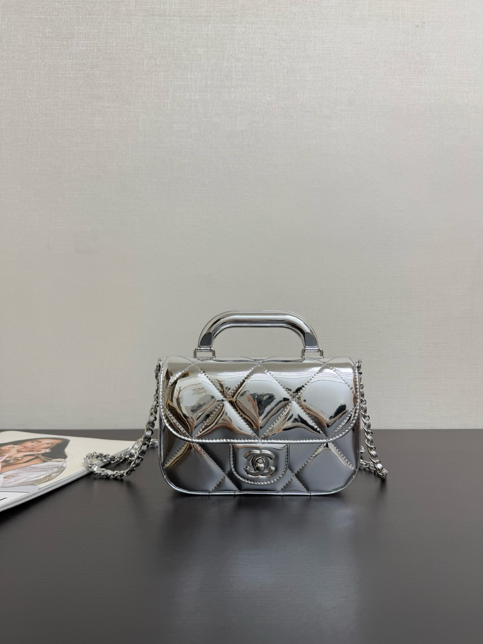샤넬 Chanel 25k AS5805 Mini Flap Bag with Top Handle 99513 silver