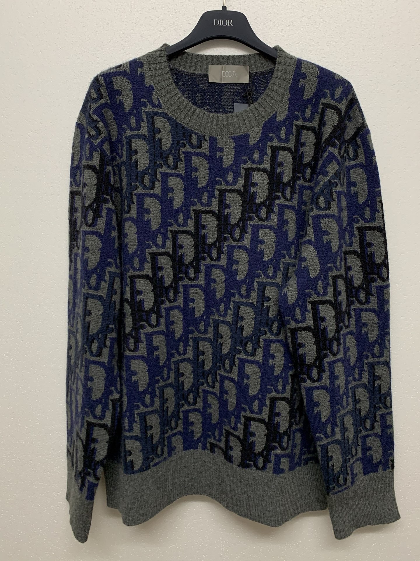 디올 Dior 스웨터