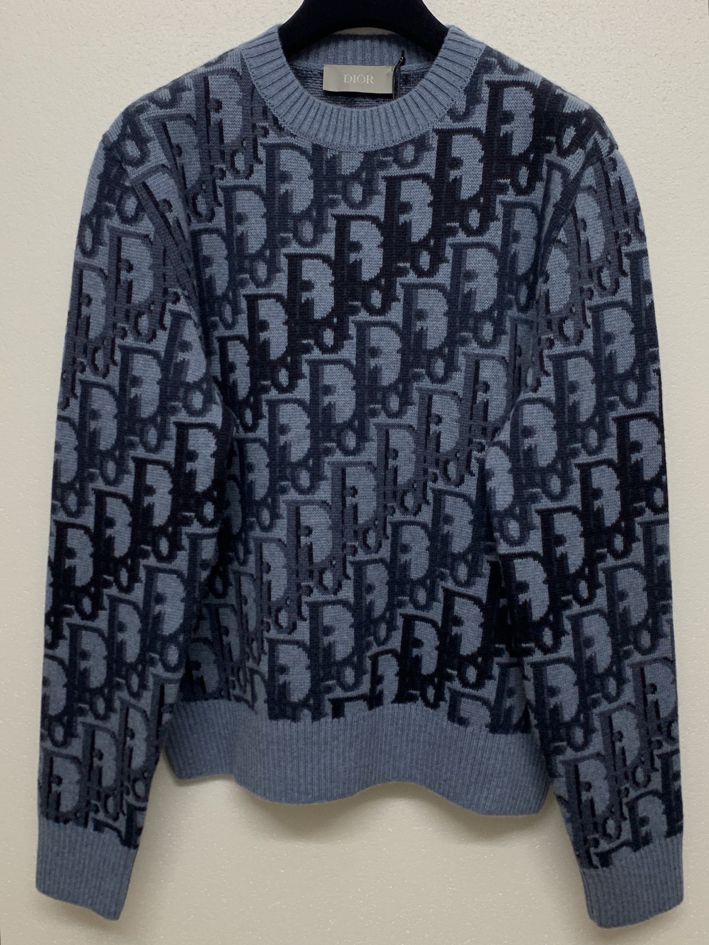 디올 Dior 스웨터