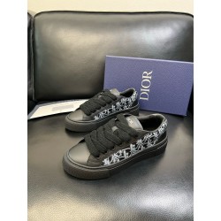 디올 Dior 스니커즈