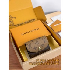 루이비통 Louis Vuitton M82333 지갑 11cm