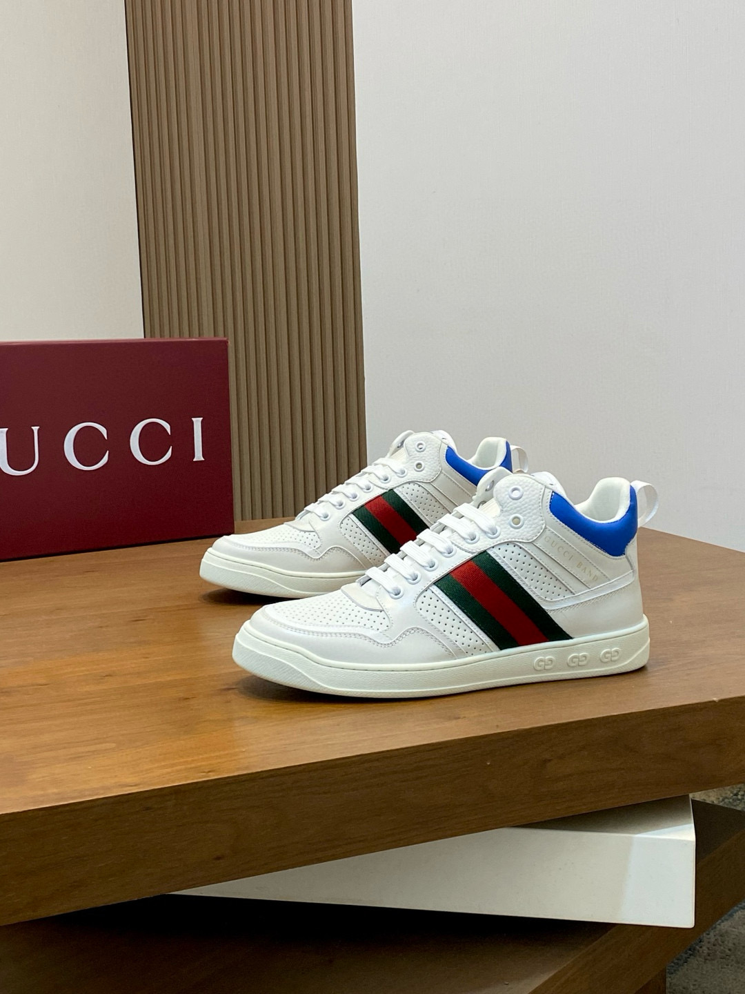 구찌 Gucci 스니커즈