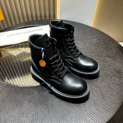 루이비통 Louis Vuitton Ranger 앵클 부츠