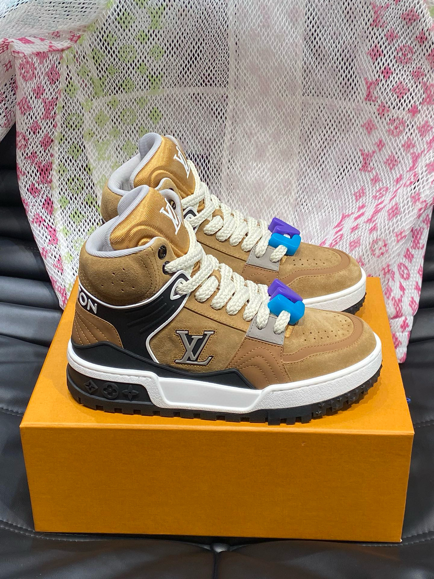 루이비통 Louis Vuitton Trainer 스니커즈