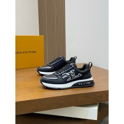 루이비통 Louis Vuitton Trainer 스니커즈