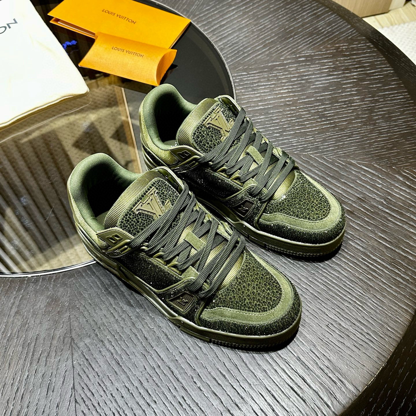 루이비통 Louis Vuitton Trainer 스니커즈