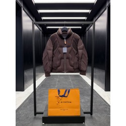 루이비통 Louis Vuitton 다운재킷 275