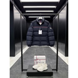 몽클레어 Moncler Bouvaque 다운재킷。