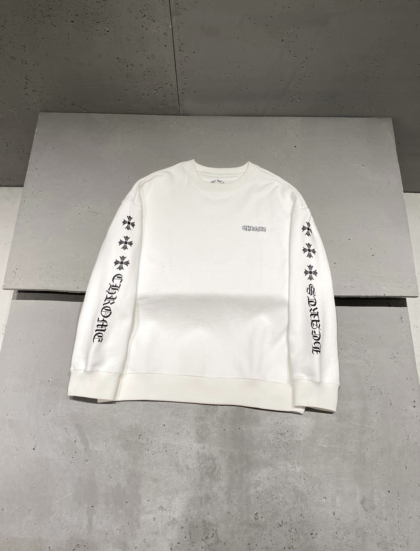 크롬하츠 Chrome Hearts 맨투맨