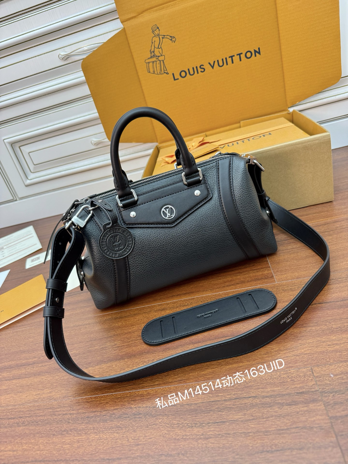 루이비통 Louis Vuitton M14514 Biker PM Black 30cm