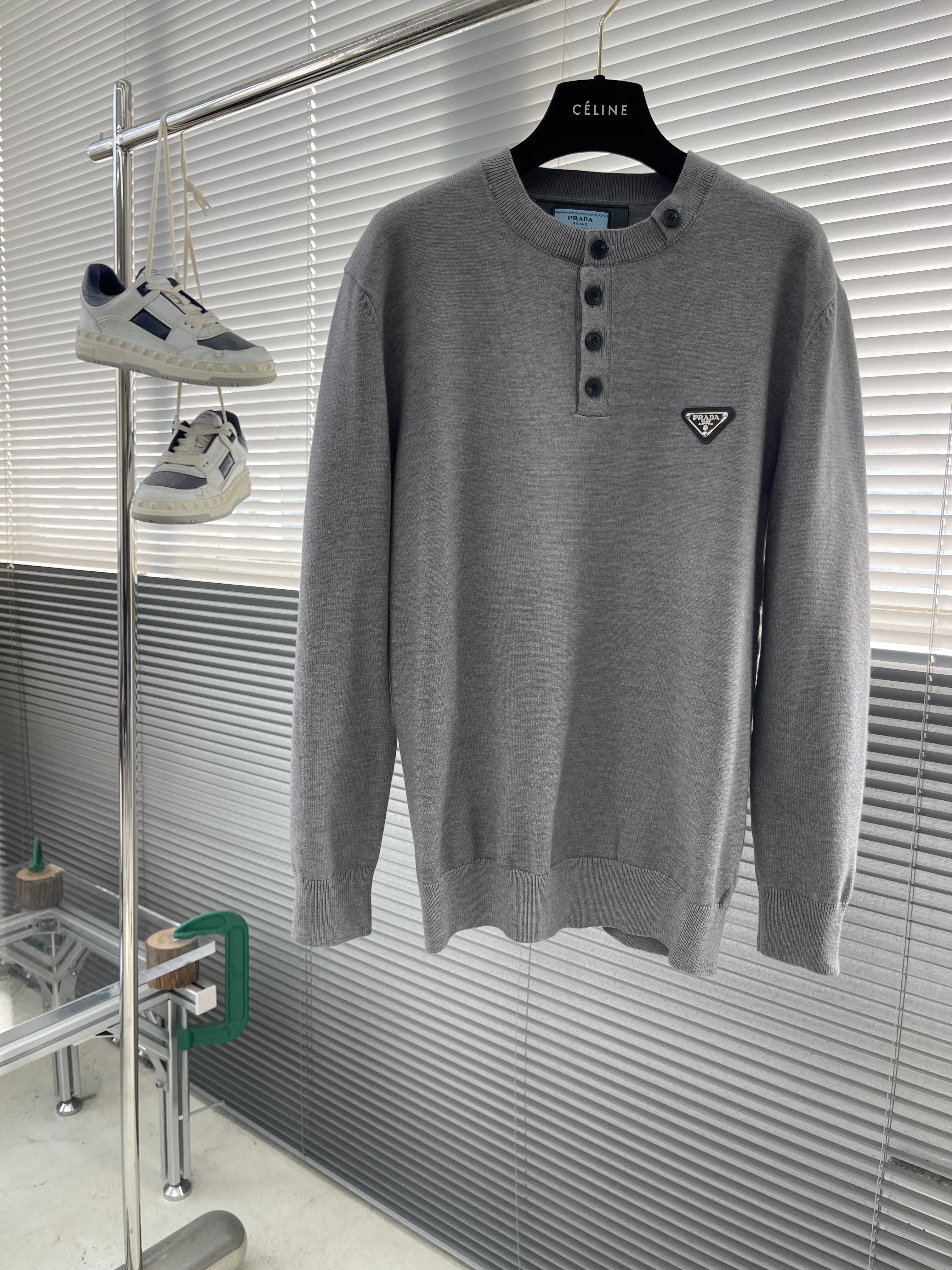 프라다 Prada 스웨터