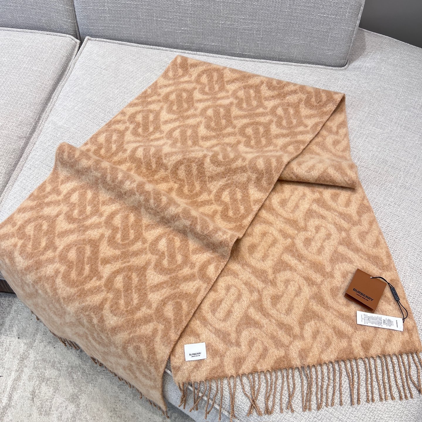 버버리 Burberry 캐시미어 케이프 205x47cm