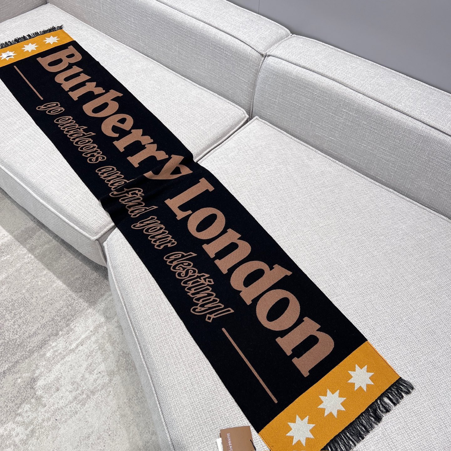 버버리 Burberry London 캐시미어 케이프 188x33cm