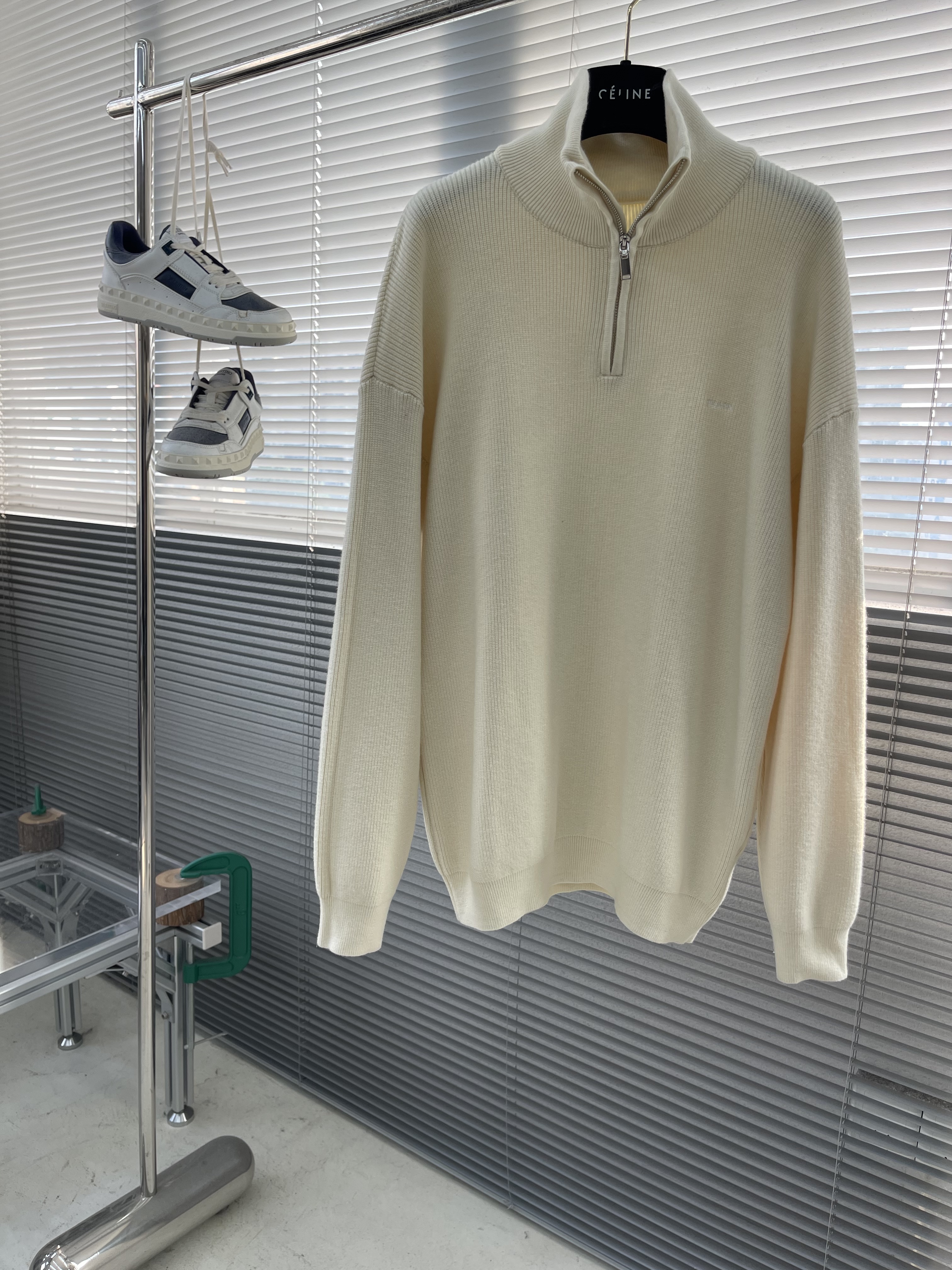 프라다 Prada 스웨터