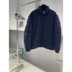 프라다 Prada 다운재킷.