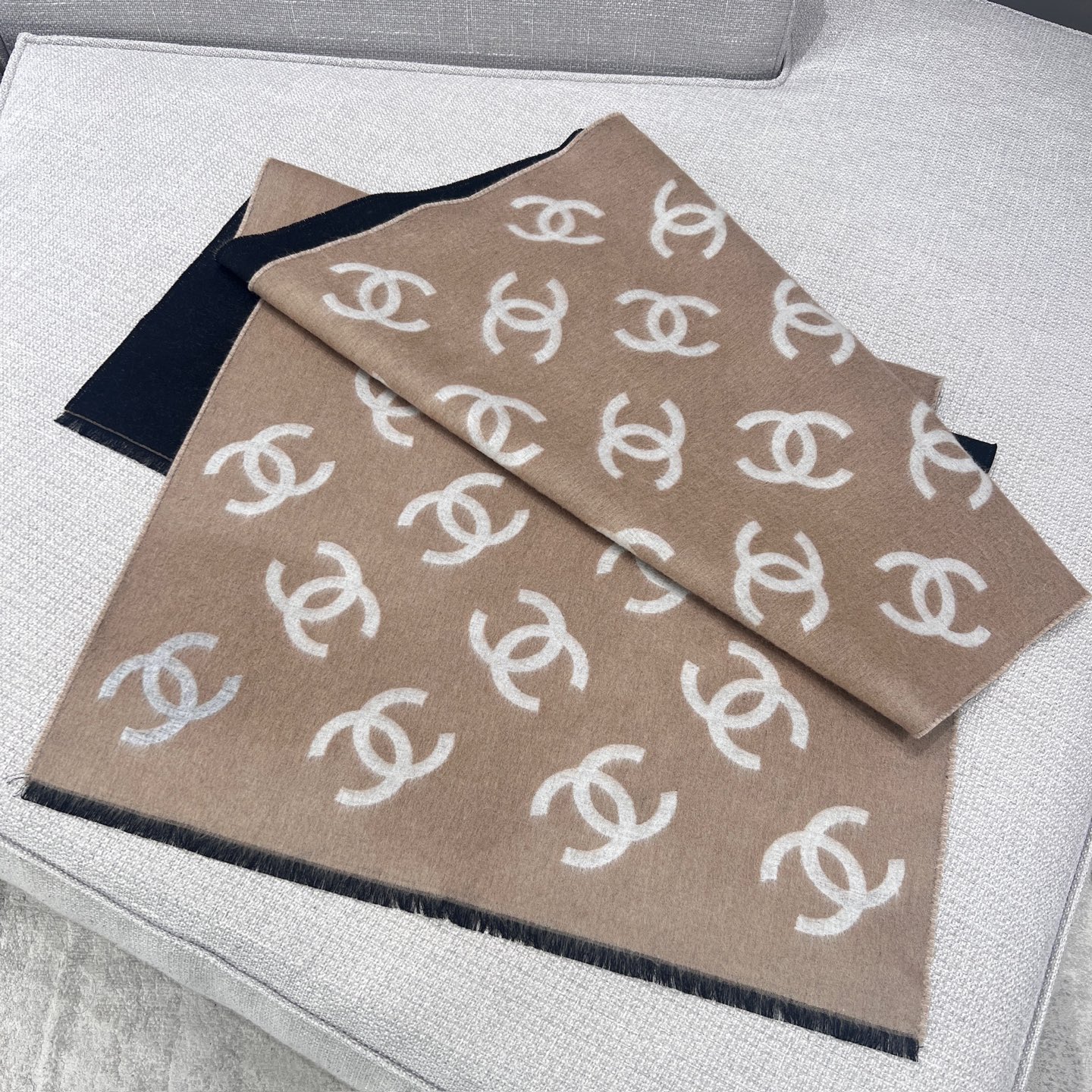 샤넬 CHANEL 스카프 200x70cm