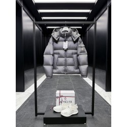 몽클레어 Moncler Couyere 다운재킷。