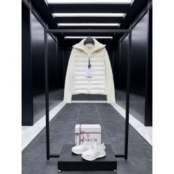 몽클레어 Moncler Cardigan Tricot808 니트 패딩。