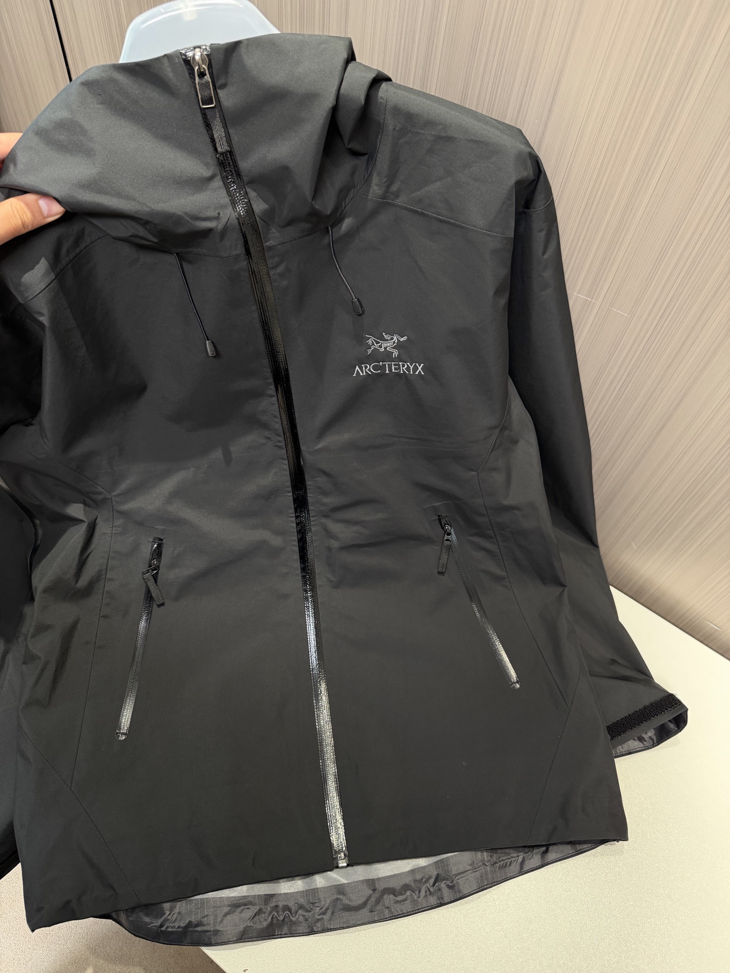 아크테릭스 ARC'TERYX BETA    재킷