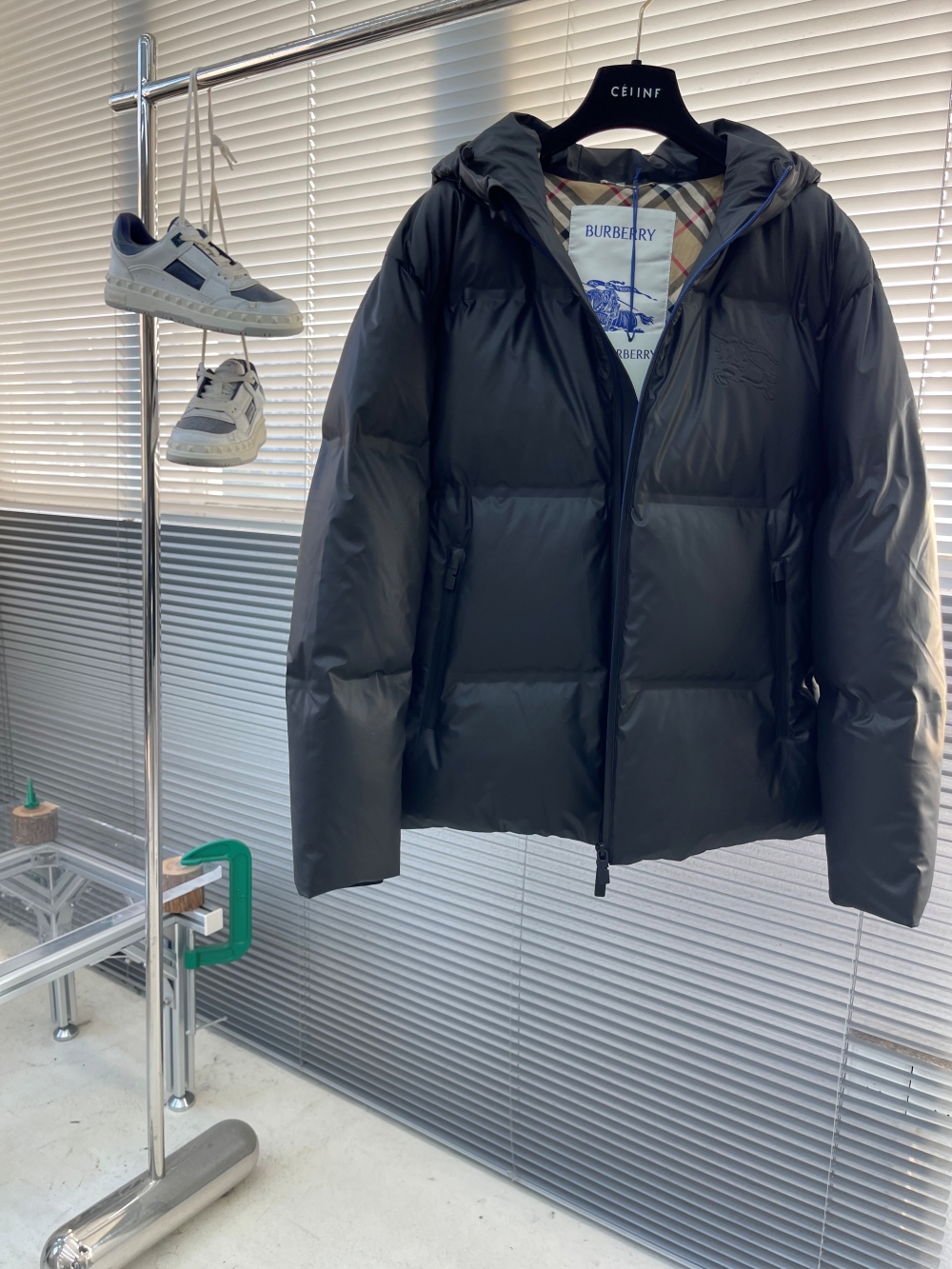 버버리 Burberry 다운재킷。