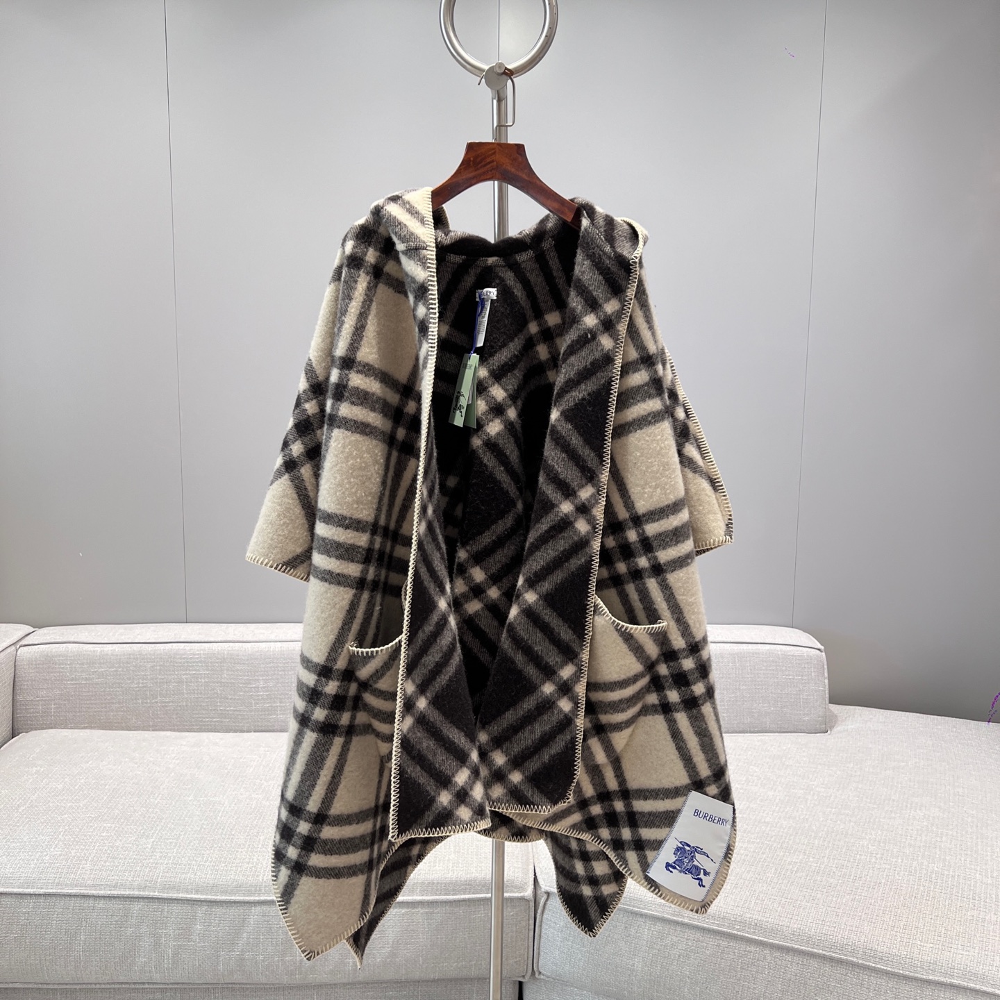 버버리 Burberry 망토 176 x120cm