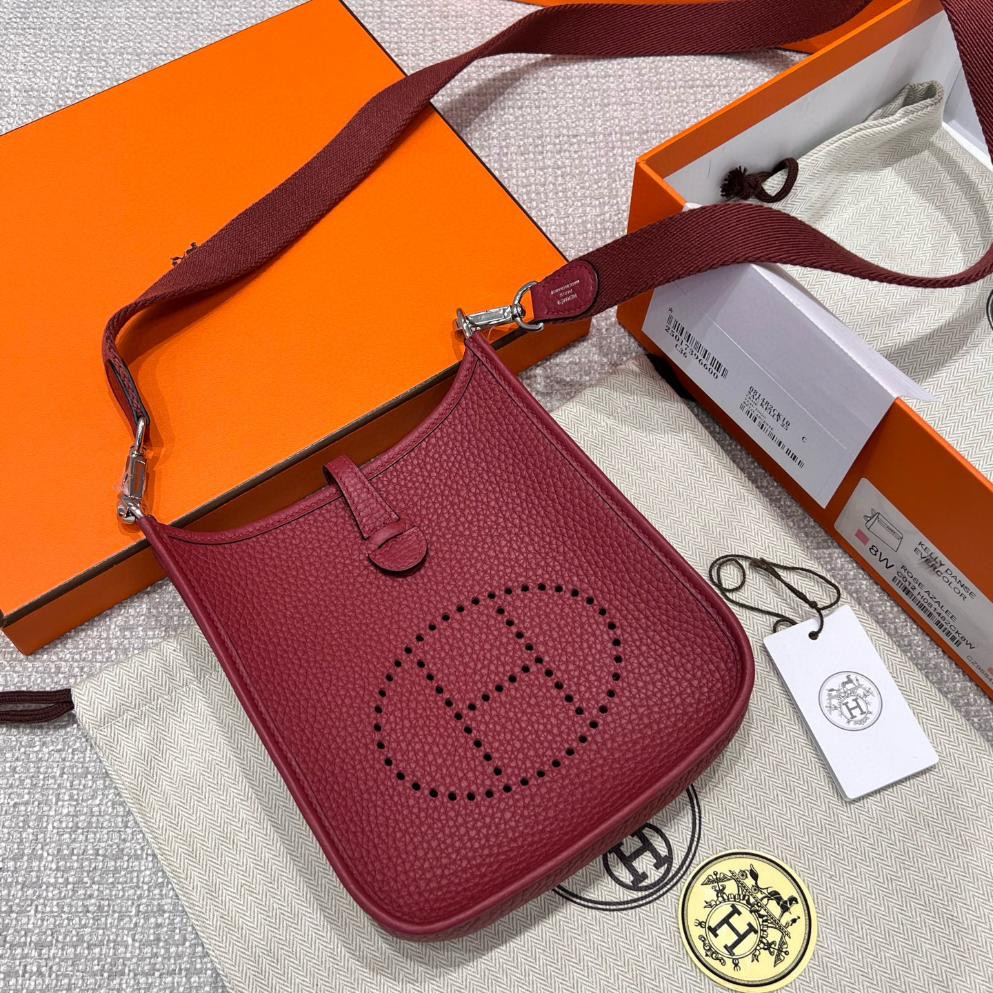 에르메스 Hermes Evelyne 16cm Germany Leather K1 Rouge Grenat/silver