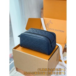 루이비통 Louis Vuitton M14843 Dopp 클러치 28cm