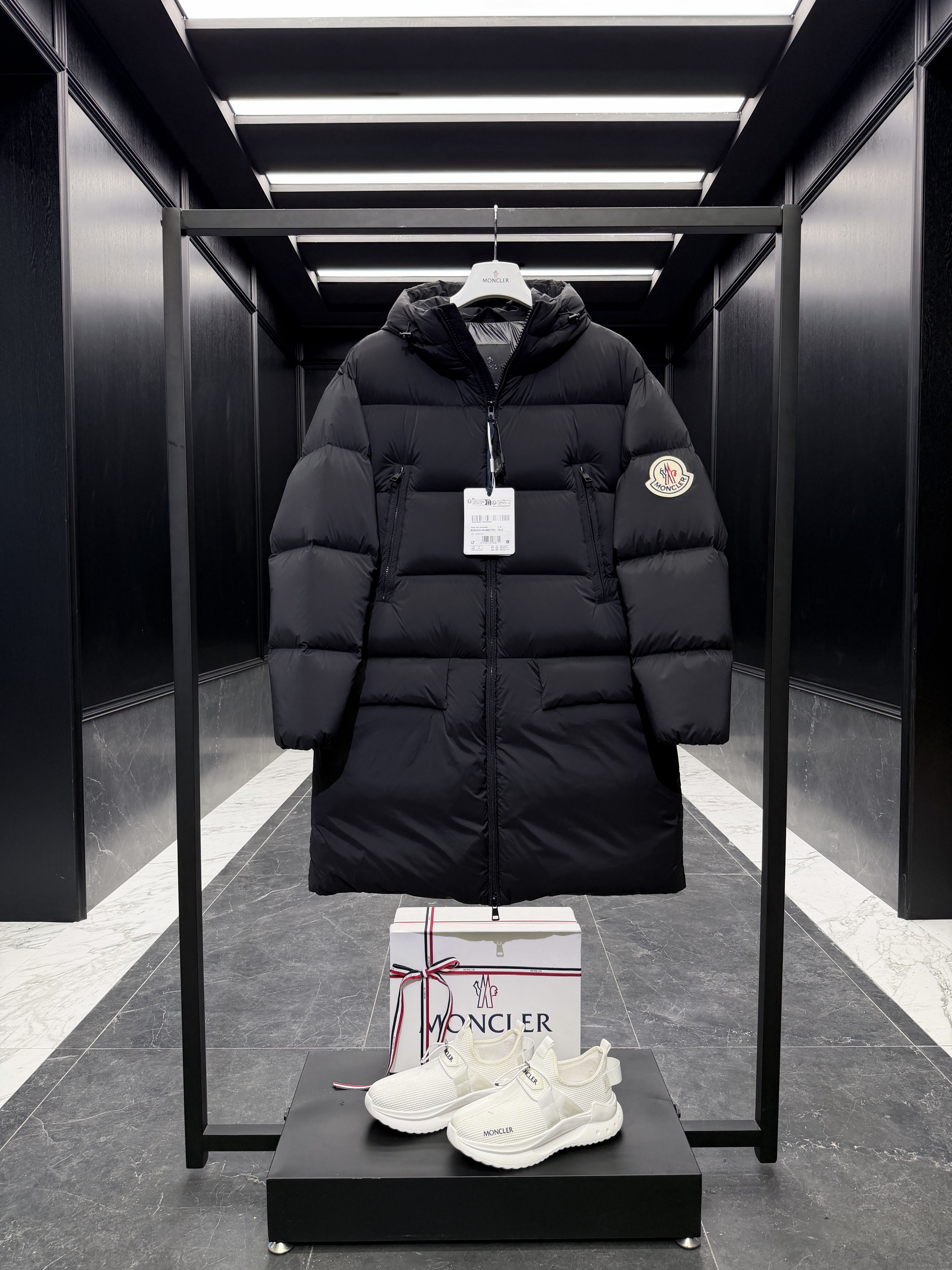 몽클레어 Moncler Bosona 롱 다운재킷.