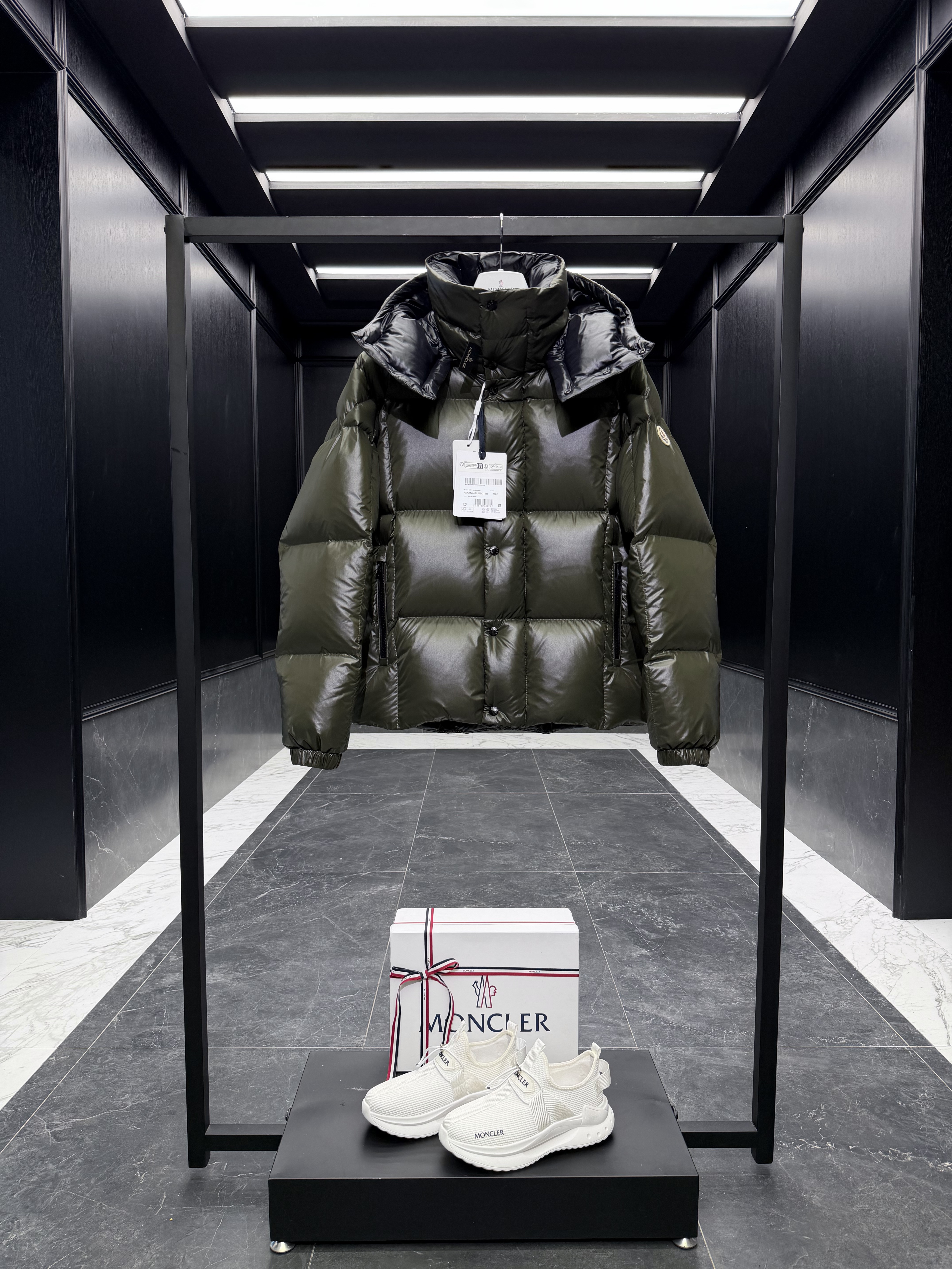 몽클레어 Moncler Parana 다운재킷*