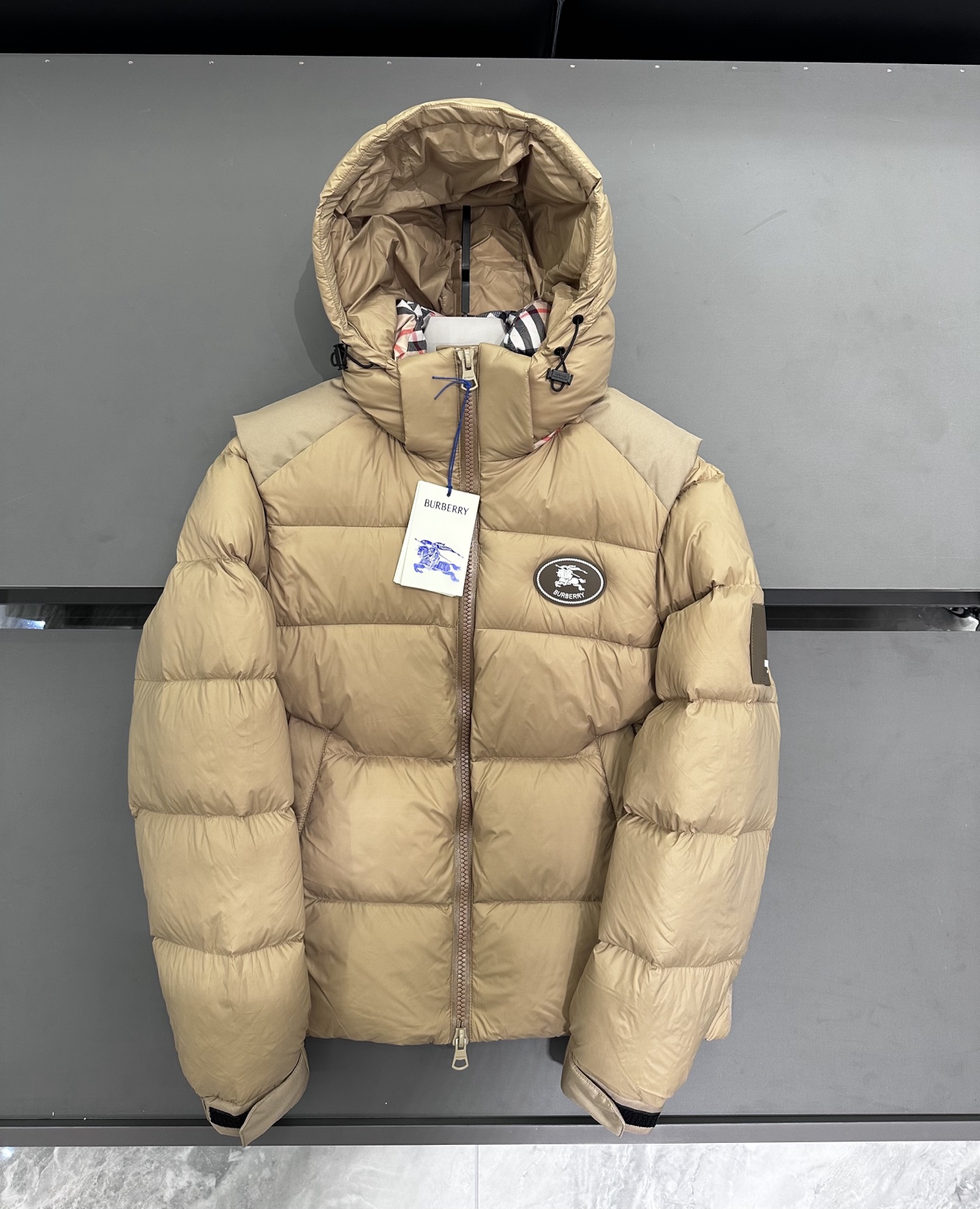 버버리 Burberry 다운재킷