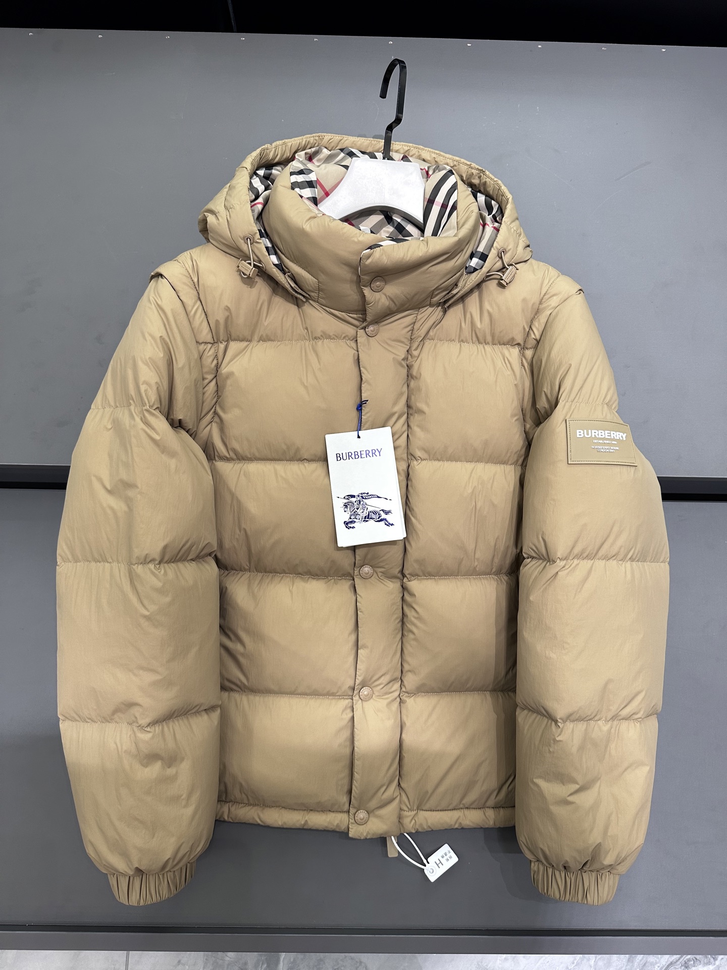 버버리 Burberry 다운재킷