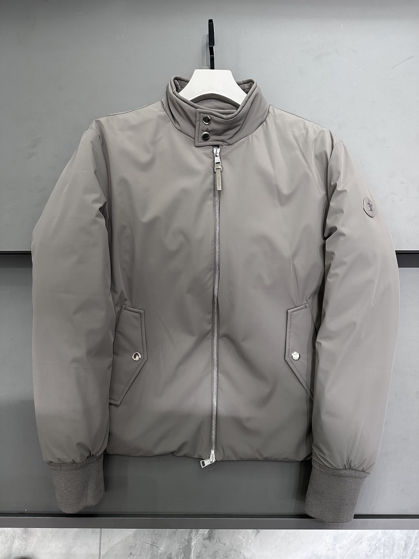 몽클레어 Moncler 다운재킷