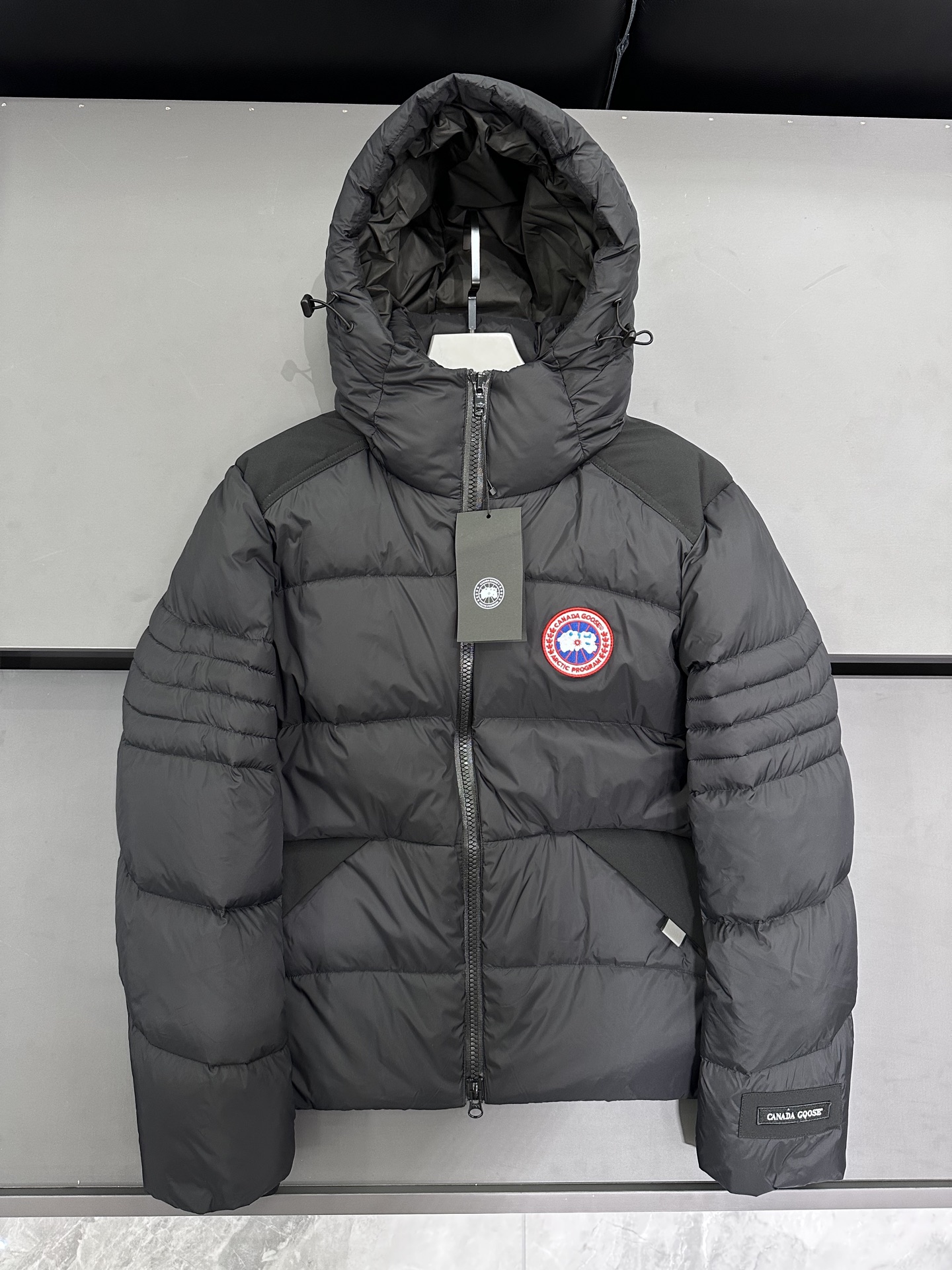 캐나다구스 Canada Goose 다운재킷