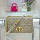 디올 Dior Medium Dior Caro Bag Apricot 25cm
