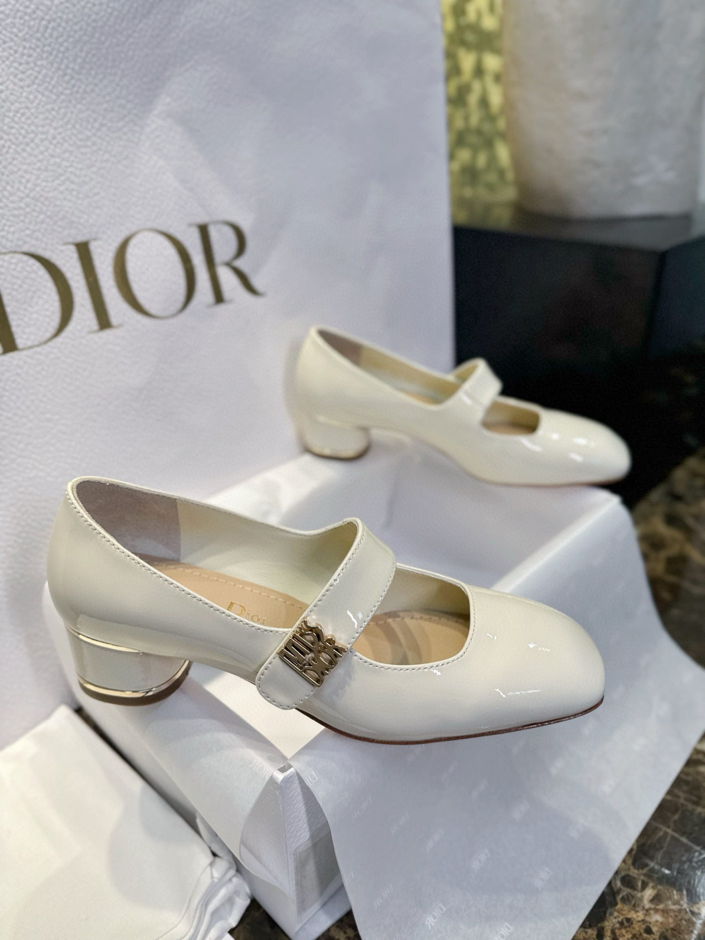 디올 Dior Miss Dior 메리제인 White
