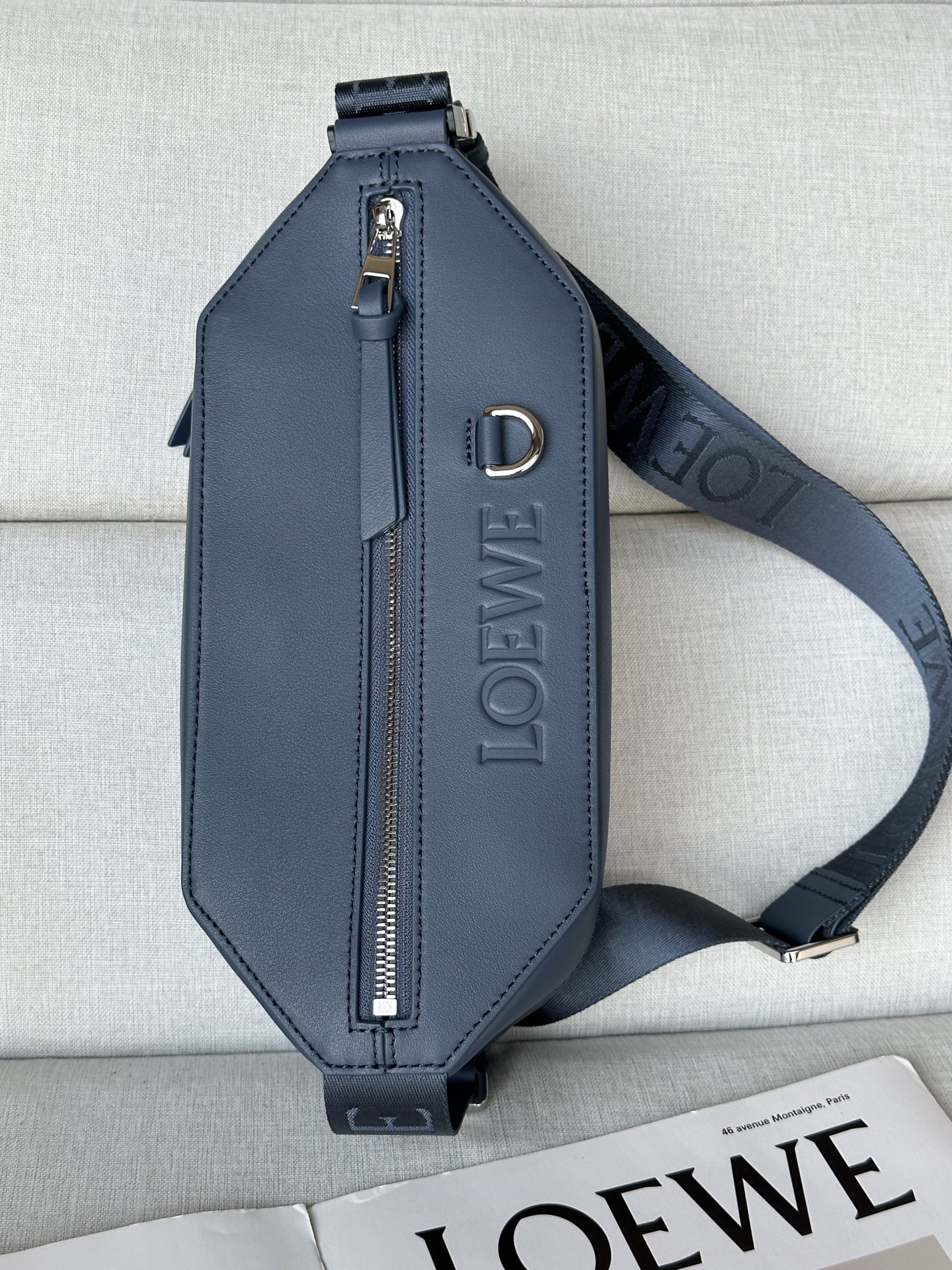 로에베 Loewe A80 Sling 벨트 백