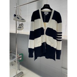 톰브라운 Thom Browne 가디건