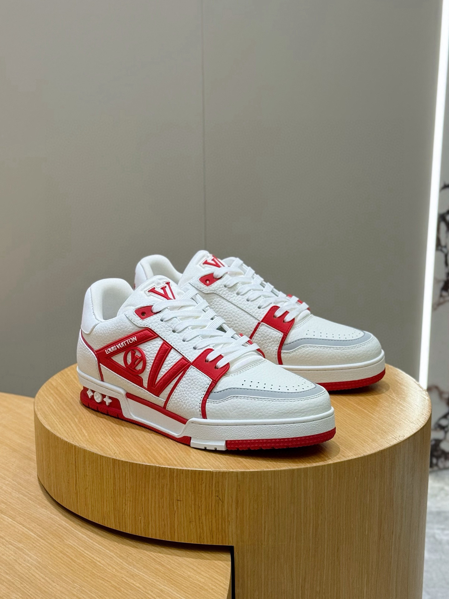 루이비통 Louis Vuitton Trainer 스니커즈