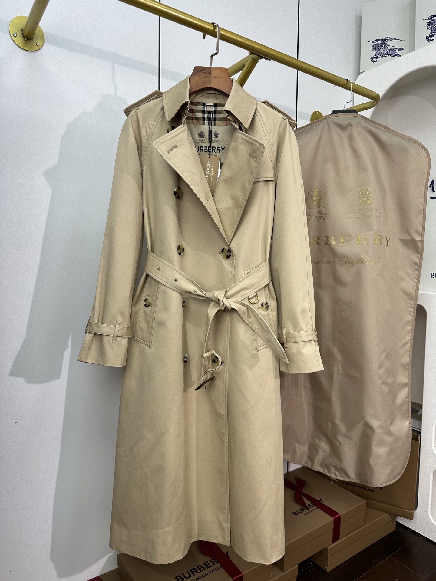 버버리 Burberry Heritage Trench 롱 워털루 헤리티지 트렌치코트 80794201